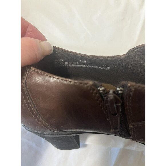 Clarks Bendables Brown Leather Zip Buckle Heel Cap Toe Loafer 80463 Sz 8.5 M - Picture 12 of 13